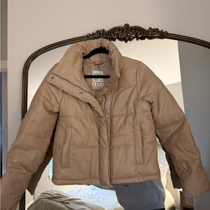 Beige Abercrombie Puffer Jacket